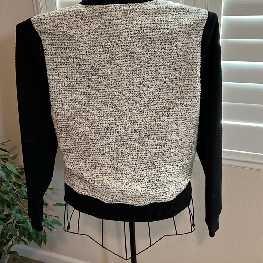 Banana Republic Bomber Jacket - Picture 5 of 8